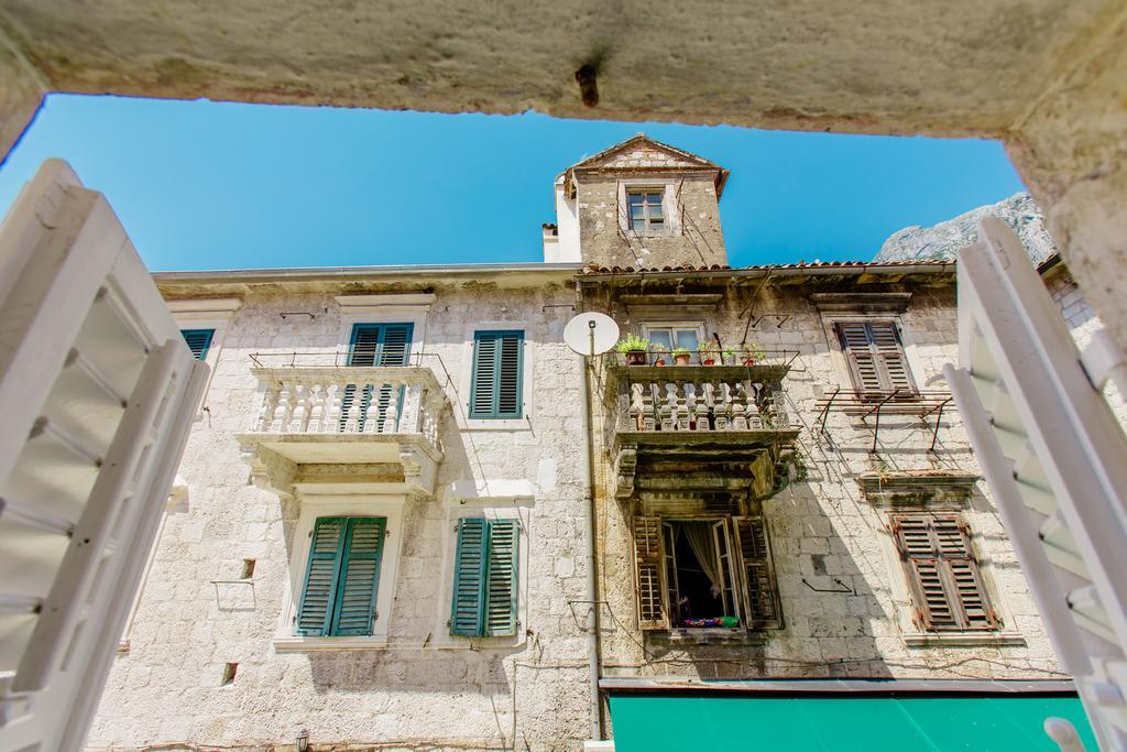 Old Town Museum Square Apartment Kotor Exterior foto